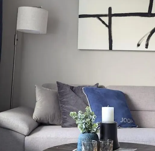 Appartement Mit Direktem Seeblick *